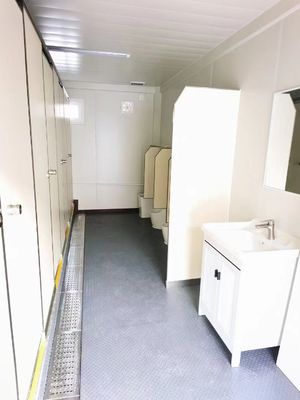 현대적인 외관 상점 또는 빌라용 사전 제조 컨테이너 화장실 알루미늄 합금 창문 및 중세 현대 디자인